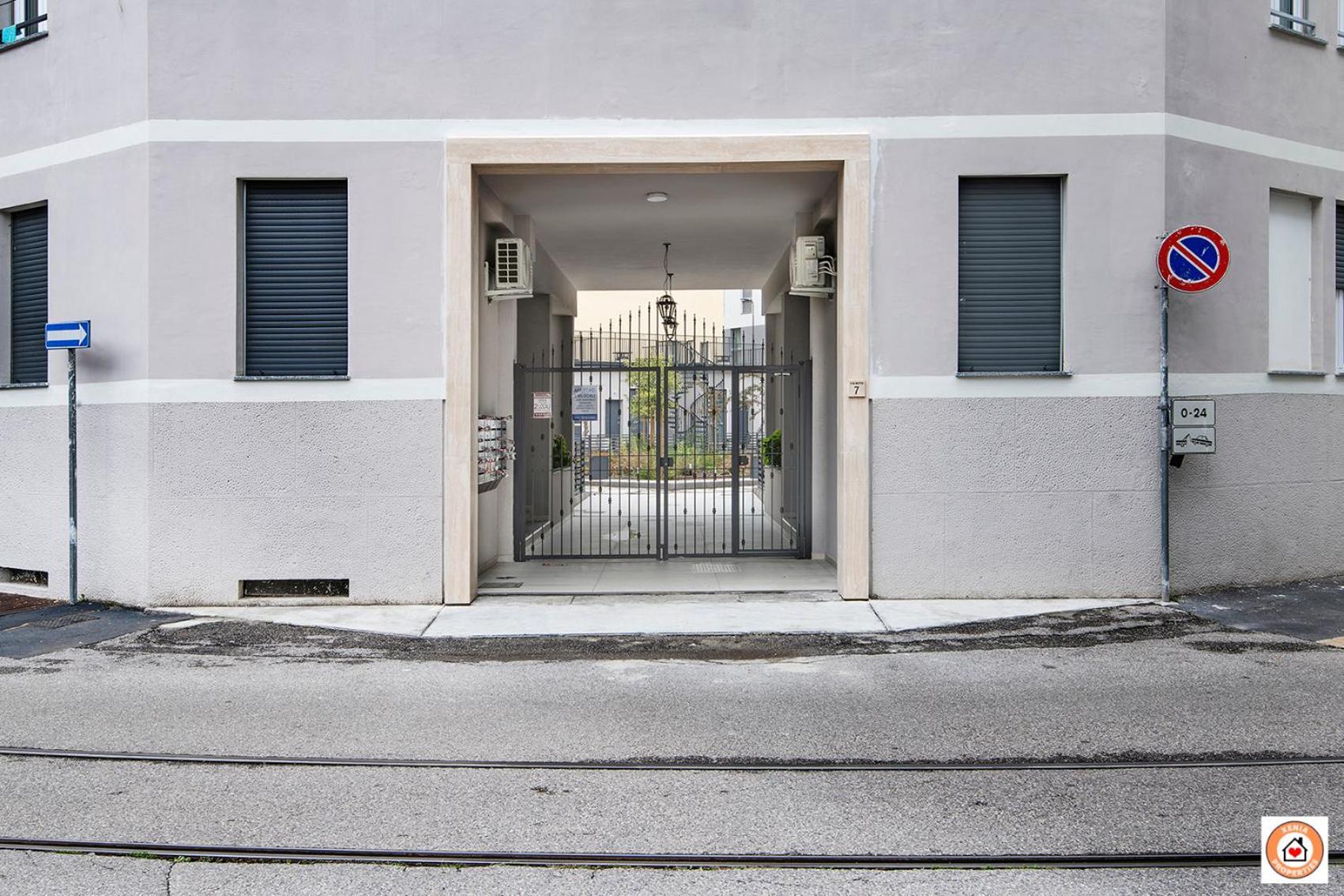 Borgo Milanese - Bocconi 15 Minuti Apartment Екстериор снимка